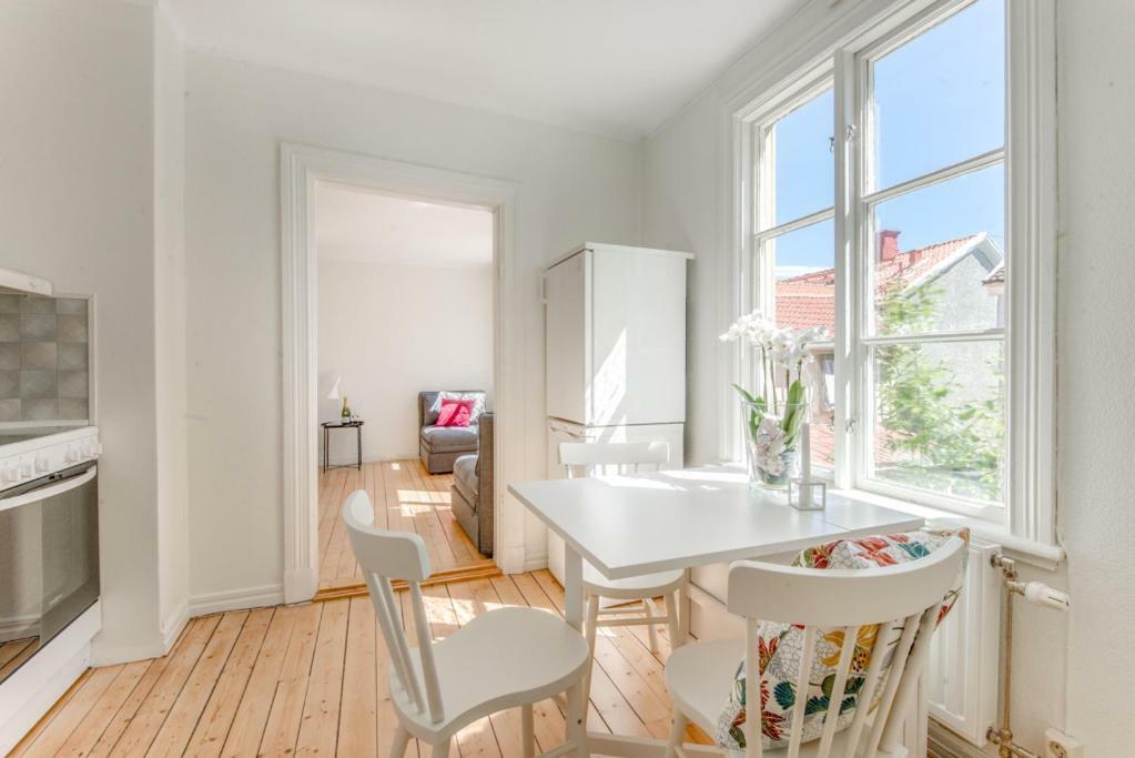 City Apartments In Йоншьопинг Екстериор снимка
